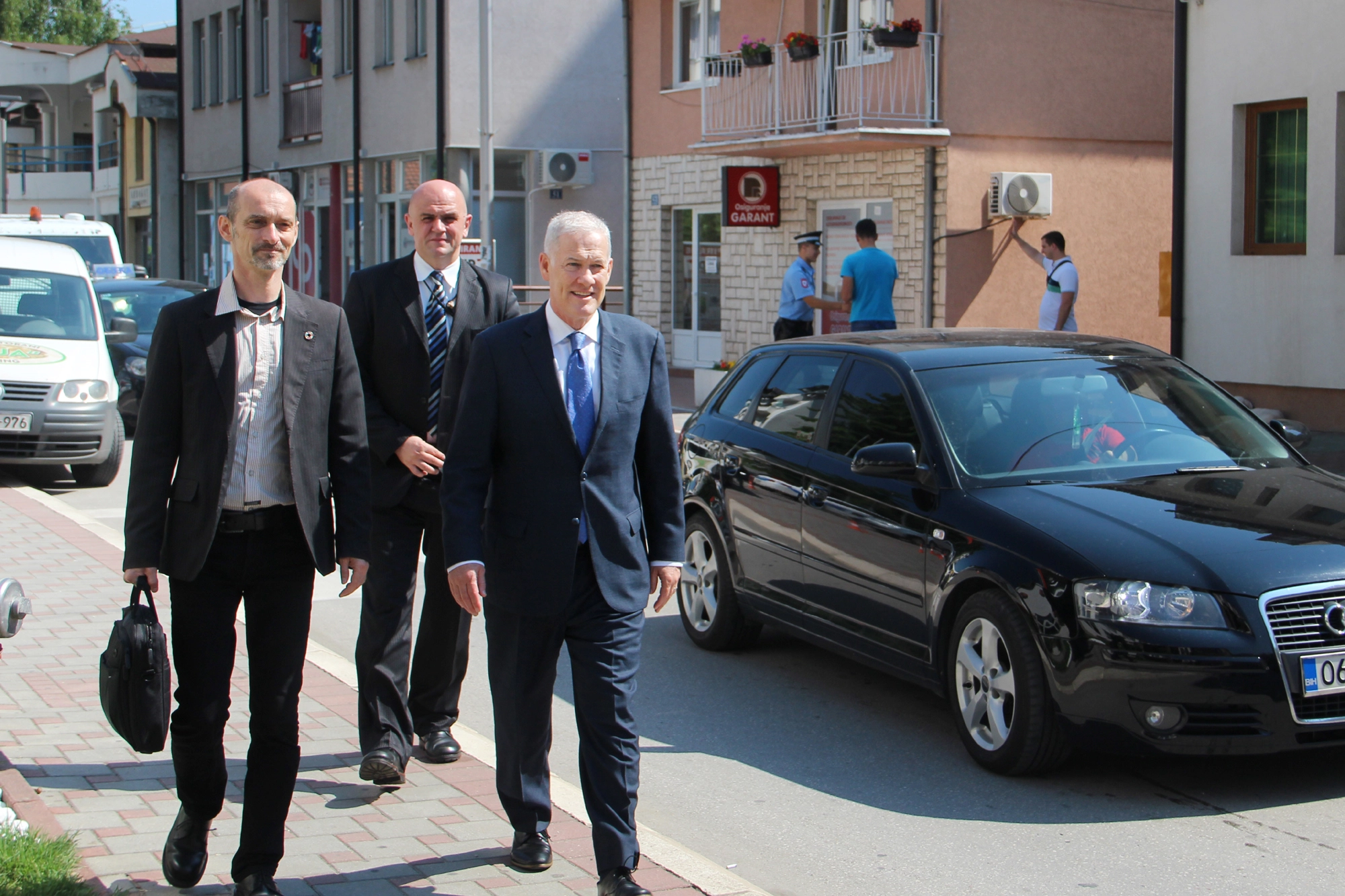 PDHR Scanlan discusses Zvornik’s Potential  with Representatives of the Community