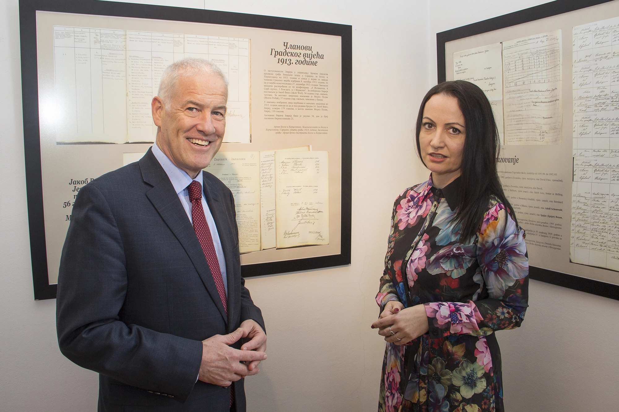 Brčko Supervisor visits exhibition about Brčko’s Jews