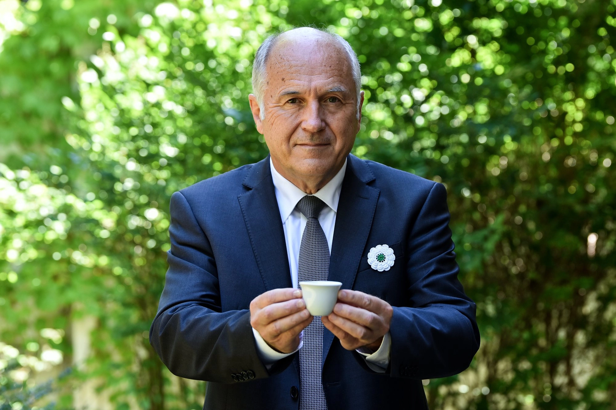 HR Inzko supports "Što te nema" monument exhibited today in Memorial Centre