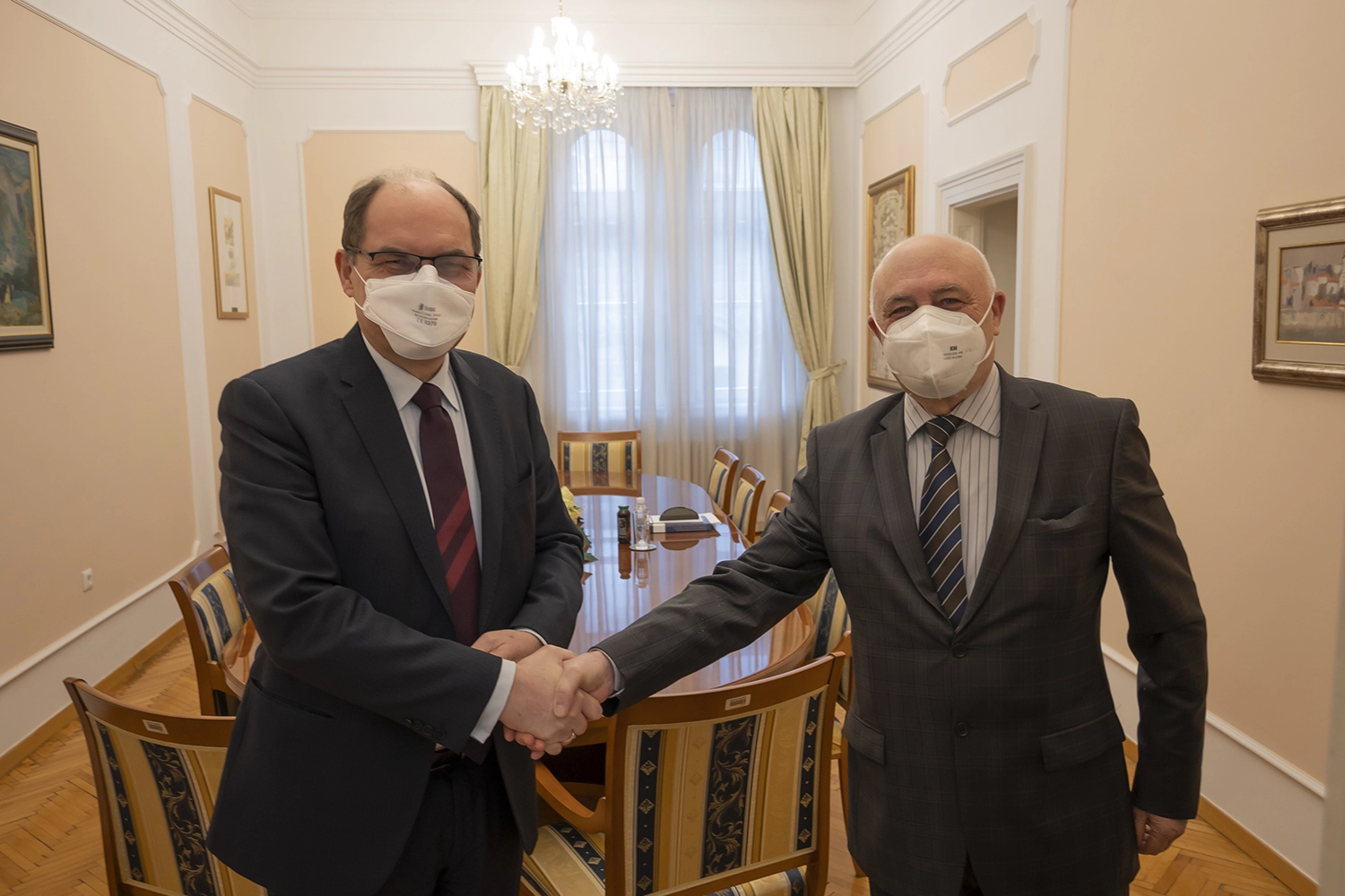 HR Schmidt meets BiH Constitutional Court President Tadić