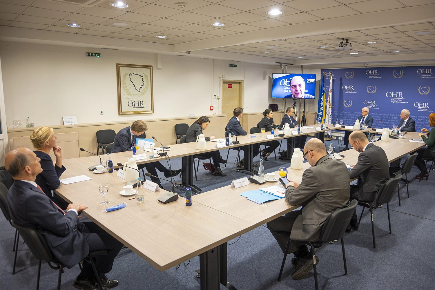 HR Schmidt meets representatives of Dutch Parliament Foreign Affairs Committee