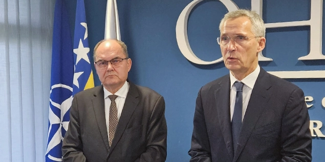 PHOTO/VIDEO: HR Schmidt meets NATO Secretary-General Stoltenberg
