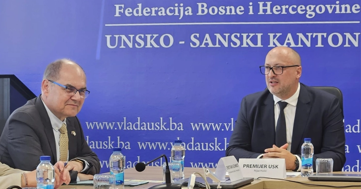 High Representative Schmidt to students in Bihać: You are the generation of the future