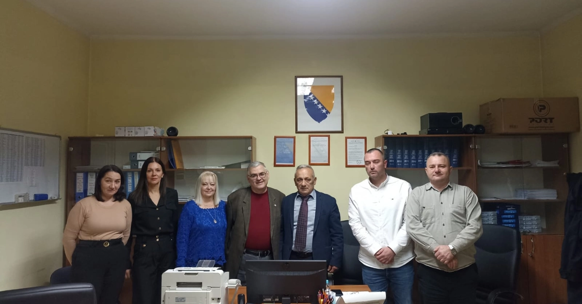 PDHR and Brčko District Supervisor Crishock visits polling stations during snap presidential elections in Republika Srpska