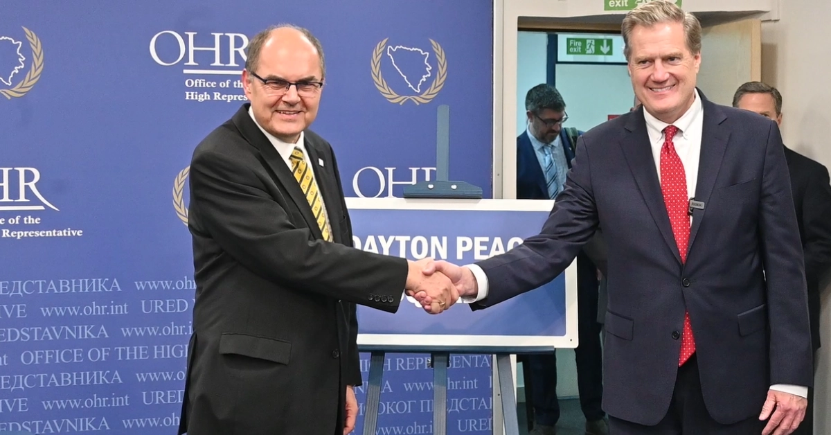 A plaque for the “Dayton Peace Square” was unveiled in OHR