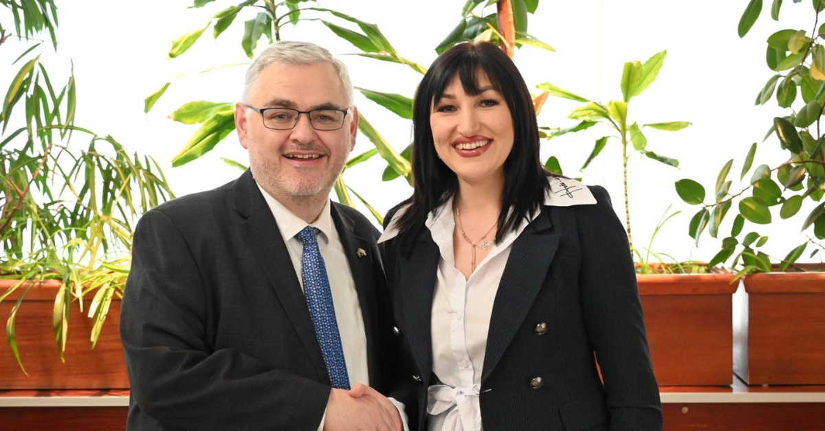 PDHR and Brčko District Supervisor Louis Crishock met with Ina Pamukčić