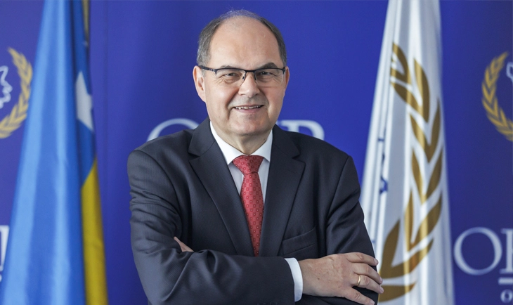 High Representative Christian Schmidt Congratulates Easter to all Catholics in BiH
