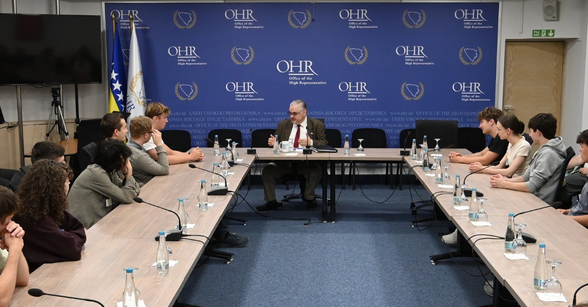 Principal Deputy High Representative meets with students from Slovakia