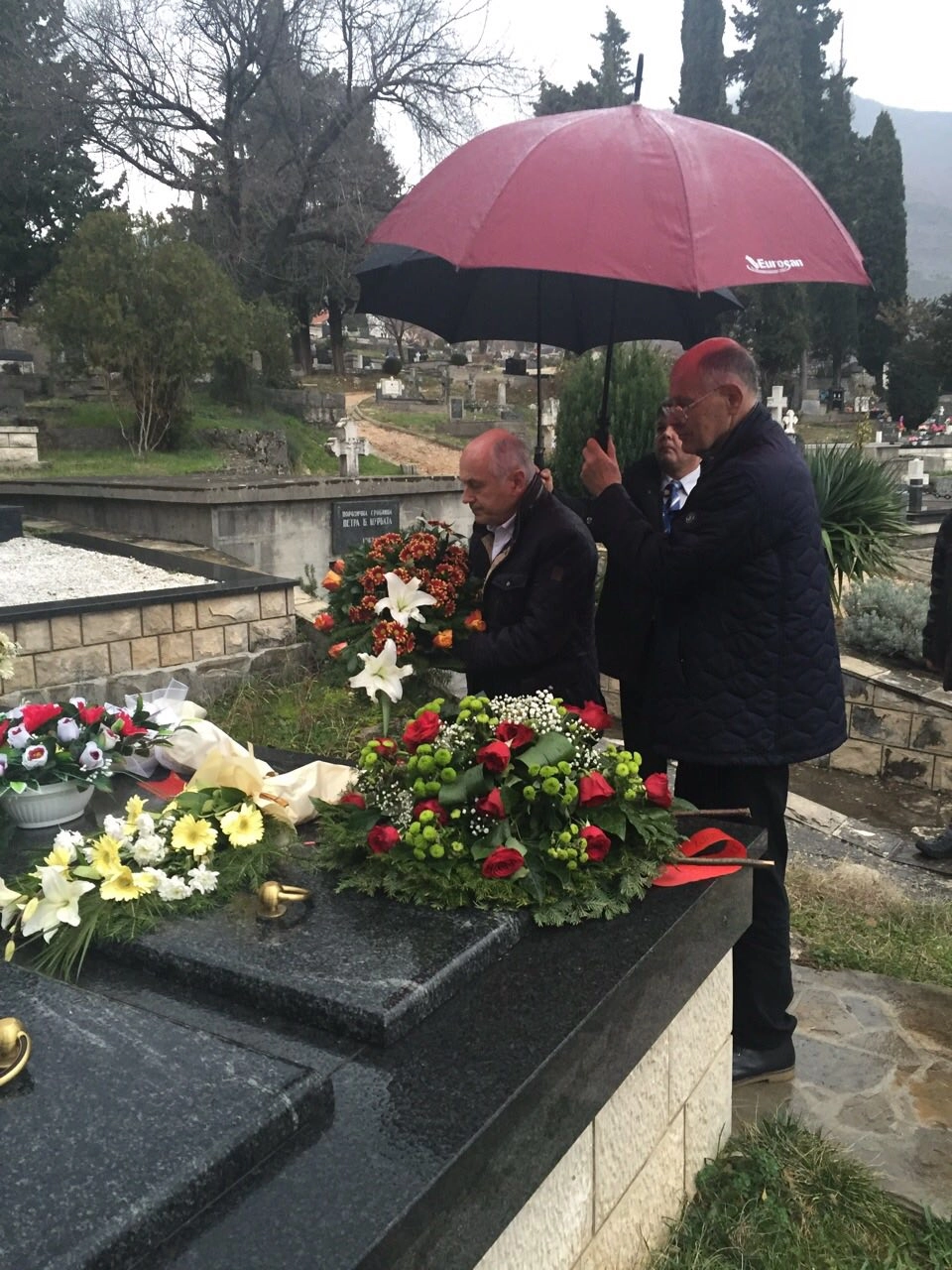 High Representative pays respects to Srđan Aleksić