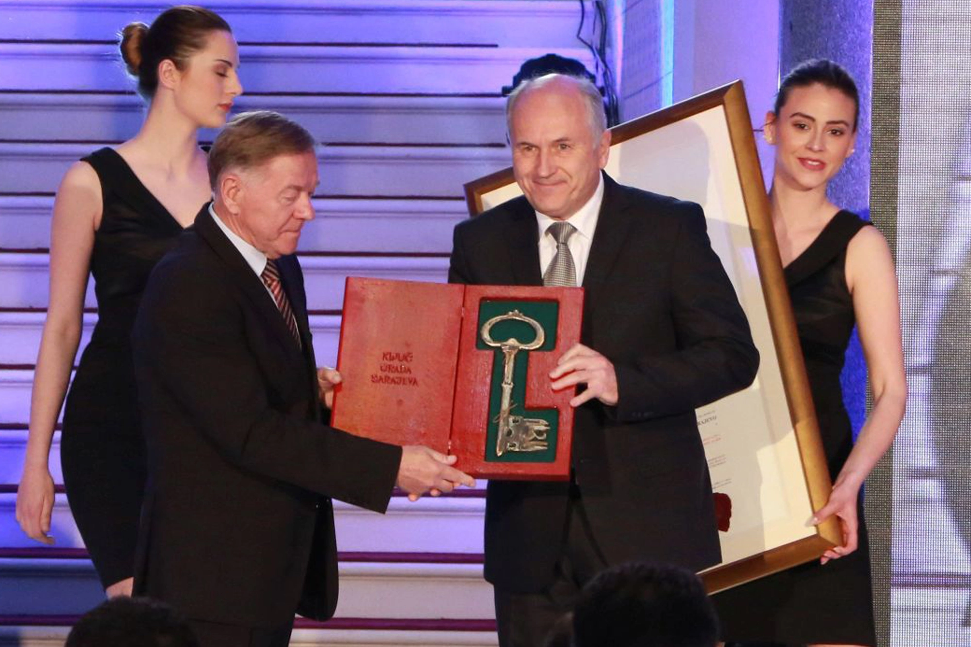 High Representative Valentin Inzko awarded with the “ Key of Sarajevo”