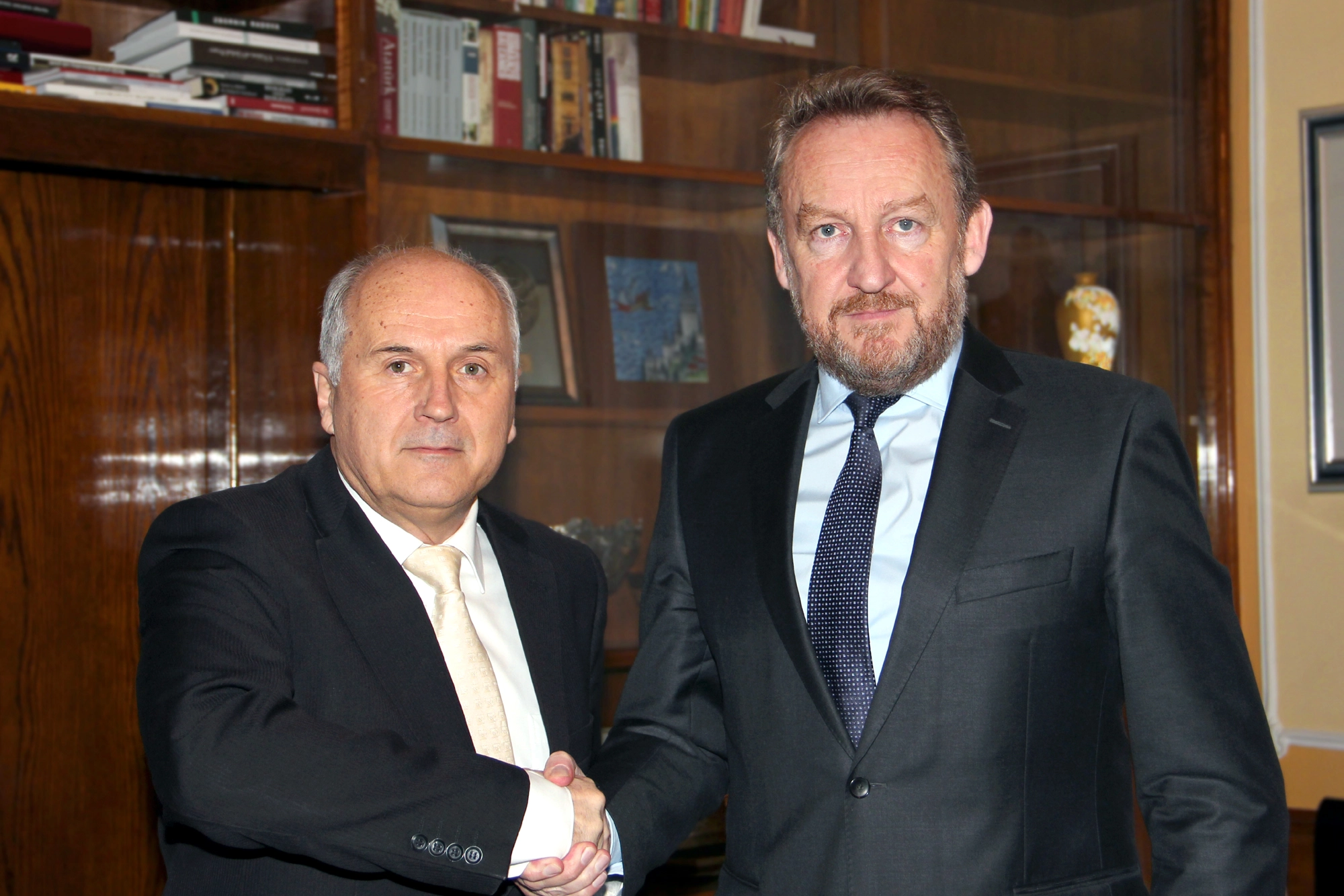High Representative Inzko meets BiH Presidency member Izetbegovic