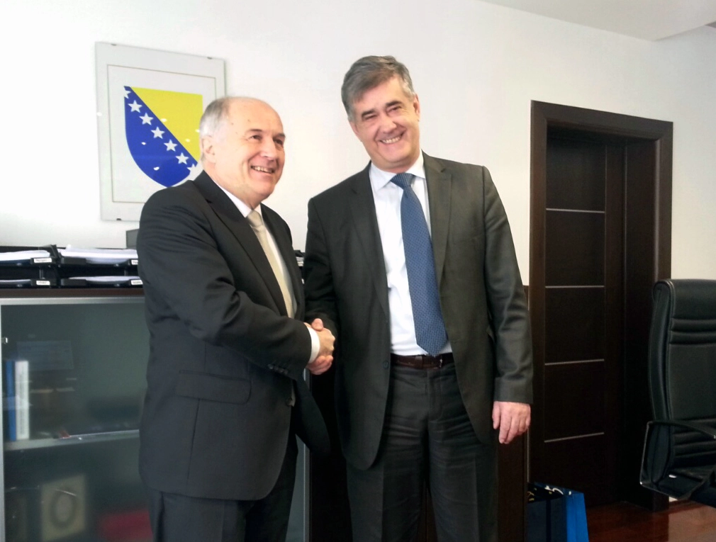 HR Valentin Inzko visits Bihać