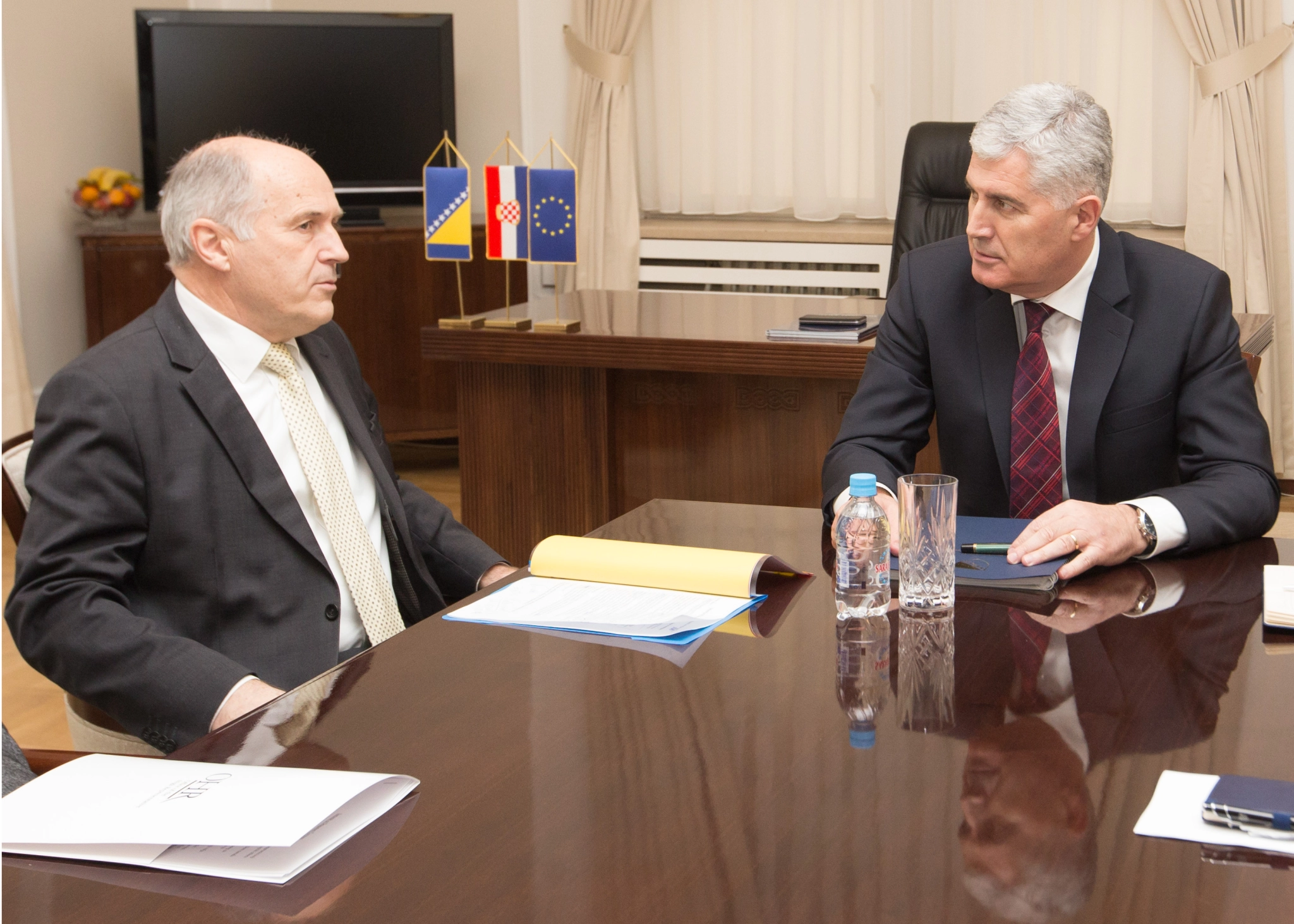 High Representative Inzko meets BiH Presidency Chairman Covic