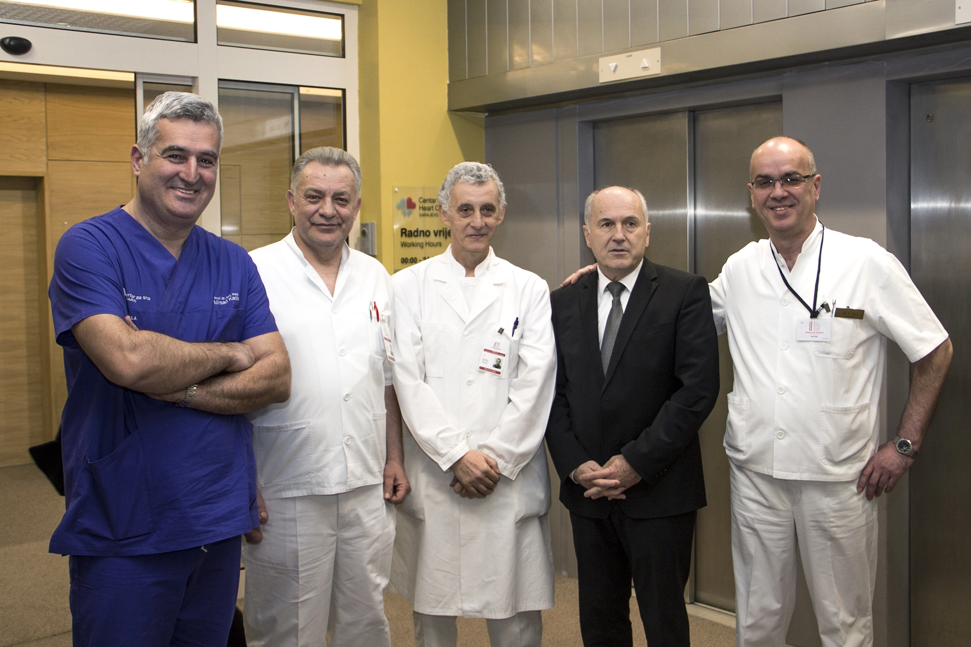 High Representative visits General Hospital “Dr. Abdulah Nakaš”